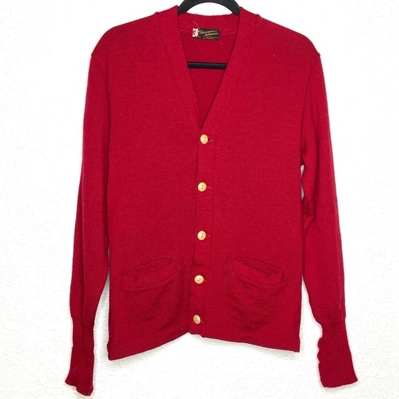 SHANNON AND JOHNSON Vintage Red 100% Pure Wool Letterman Sweater Size 38 - Picture 1 of 4